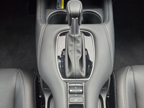 Used 2025 Honda HR-V EX-L image 19