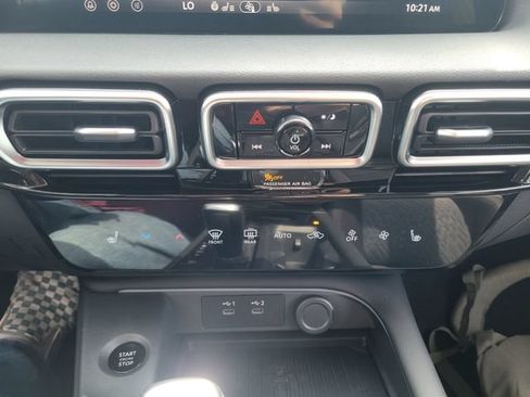 New 2026 Nissan Sentra SV w/ SV Convenience Package FWD image 23