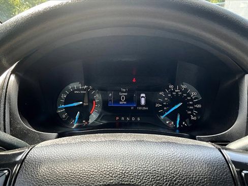 Used 2017 Ford Explorer Base image 22