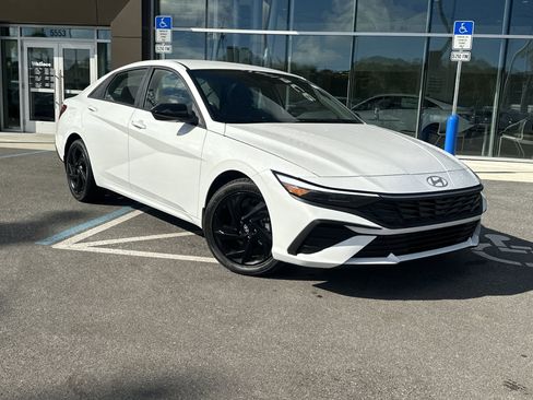 New 2026 Hyundai Elantra Sport FWD image 2