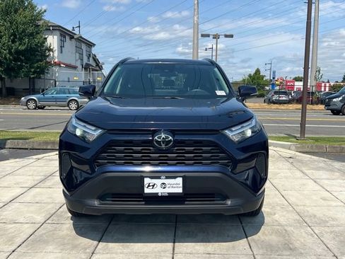 Used 2024 Toyota RAV4 XLE w/ Convenience Package AWD/4WD image 6