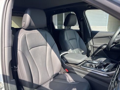 Certified 2025 Audi Q7 3.0T Premium Plus w/ Premium Plus Package image 16