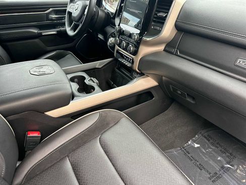 Used 2022 RAM 1500 Laramie image 19