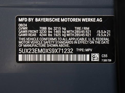 Certified 2025 BMW X7 xDrive40i w/ Premium Package image 24