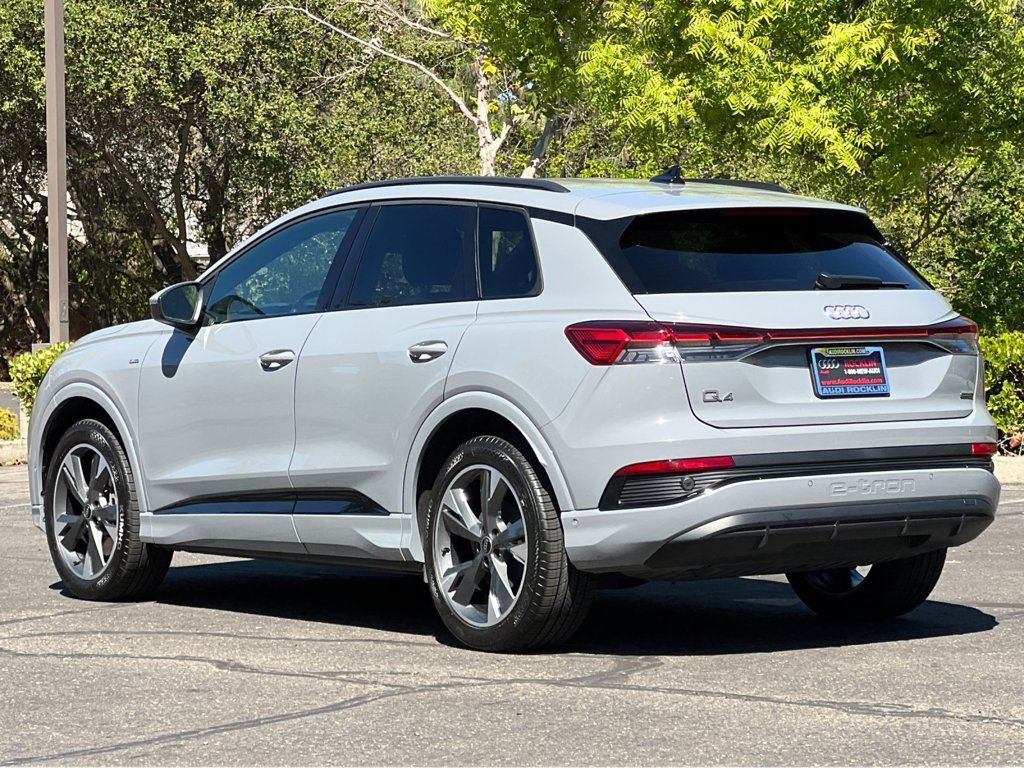 Used 2024 Audi Q4 e-tron Premium Plus AWD/4WD image 7