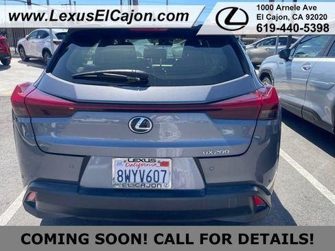 Used 2021 Lexus UX 200 w/ Accessory Package (Z1) FWD image 3