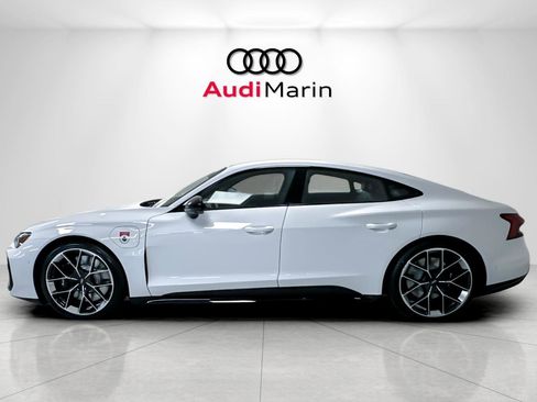 New 2026 Audi RS e-tron GT performance image 2