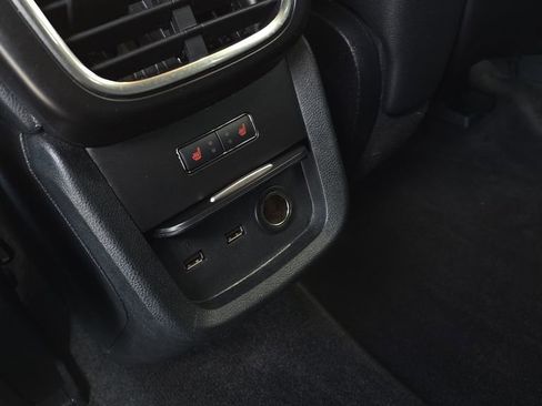 Used 2020 Lincoln Nautilus Reserve w/ Equipment Group 201A image 18