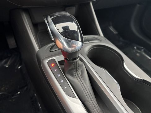 Used 2025 Buick Envista Preferred FWD image 43