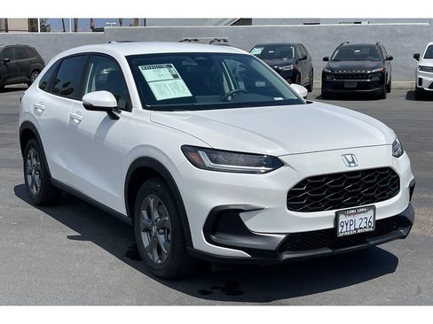 Used 2027 Honda HR-V LX image 8