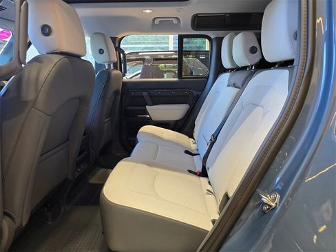 New 2025 Land Rover Defender 110 S image 24