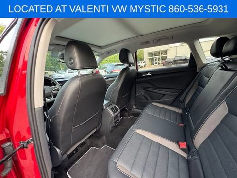 Certified 2023 Volkswagen Taos SEL AWD/4WD image 10