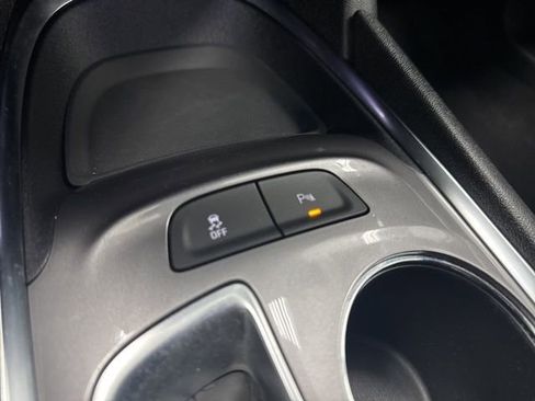 Used 2024 Chevrolet Malibu LT FWD image 19