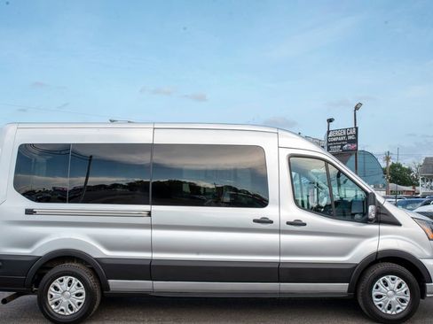 Used 2024 Ford Transit 350 XLT RWD image 12