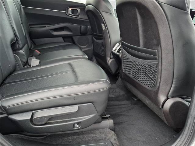 Used 2022 Kia Sorento S FWD image 28