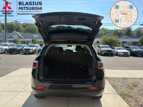 Used 2022 Jeep Compass Latitude AWD/4WD image 14