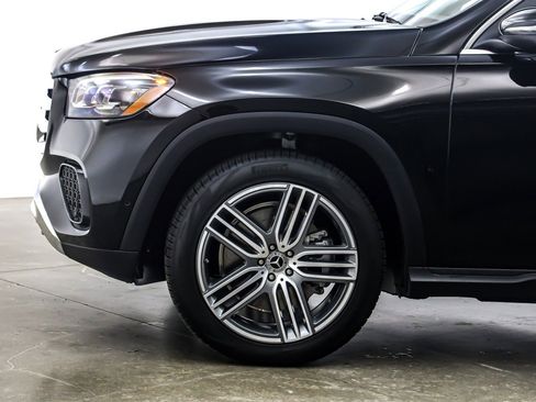 New 2025 Mercedes-Benz GLS 450 4MATIC image 10