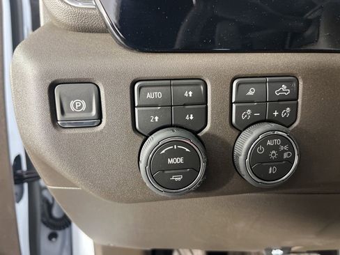 New 2026 Chevrolet Silverado 1500 LTZ image 30