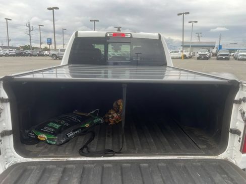 Used 2022 RAM 1500 Big Horn AWD/4WD image 7