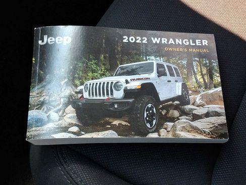 Used 2022 Jeep Wrangler Unlimited Sport AWD/4WD image 26