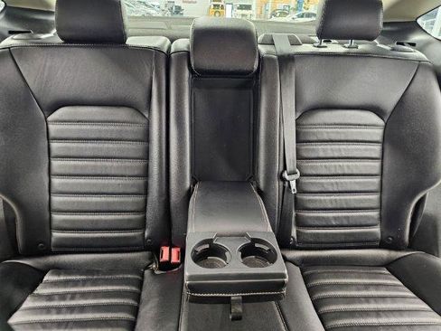 Used 2019 Ford Fusion SE FWD image 39