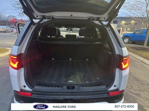 Used 2021 Land Rover Discovery Sport S R-Dynamic image 12