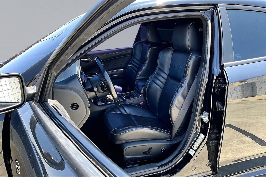 Used 2021 Dodge Charger SRT Hellcat RWD image 3