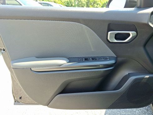 Certified 2025 Kia K4 FWD image 12