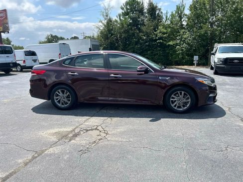 Used 2020 Kia Optima LX image 6