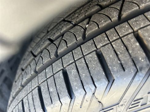 Used 2016 Hyundai Santa Fe Sport w/ Option Group 02 image 32