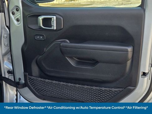 Used 2022 Jeep Wrangler Unlimited Sport image 9