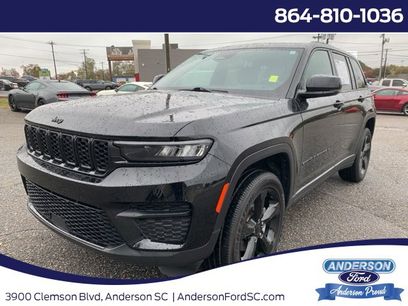 Used 2024 Jeep Grand Cherokee Altitude