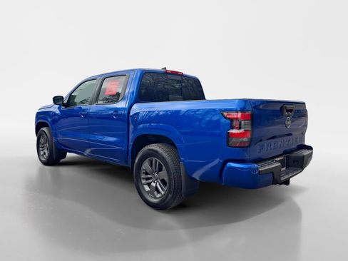 Used 2025 Nissan Frontier SV w/ SV Convenience Package image 3