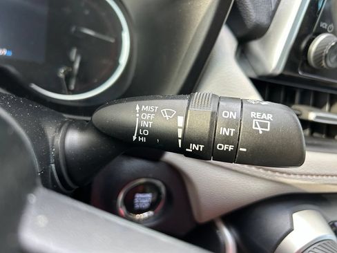 Used 2023 Toyota RAV4 XLE Premium FWD image 21
