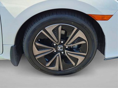 Used 2018 Honda Civic EX image 23