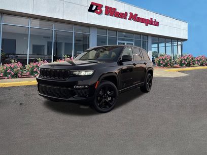New 2025 Jeep Grand Cherokee Limited w/ Black Appearance Package