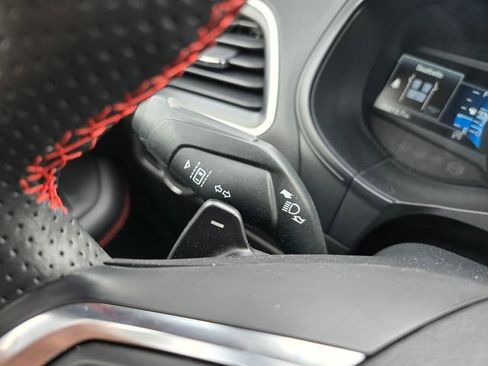 Used 2024 Ford Edge ST-Line w/ Class II Trailer Tow Package image 22