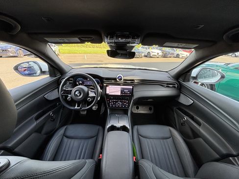 Used 2023 Maserati Grecale GT AWD/4WD image 2