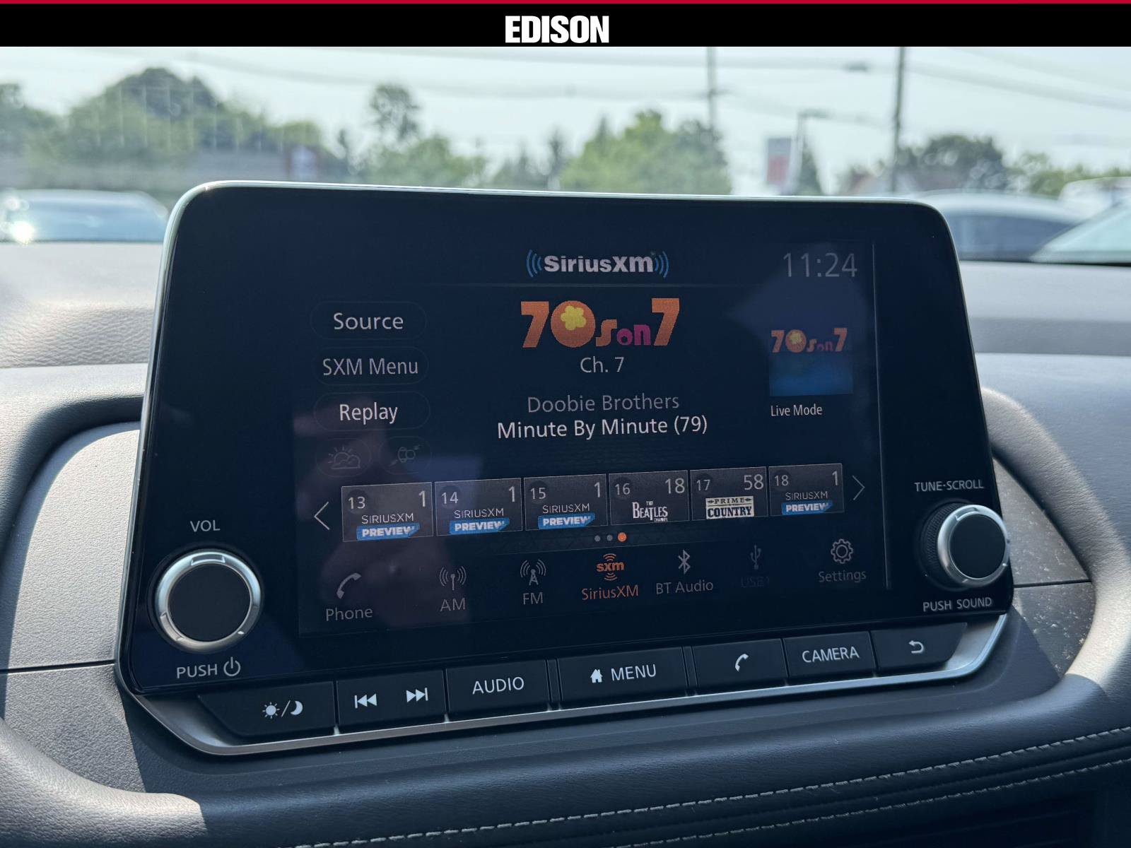 Used 2026 Nissan Rogue S AWD/4WD image 18
