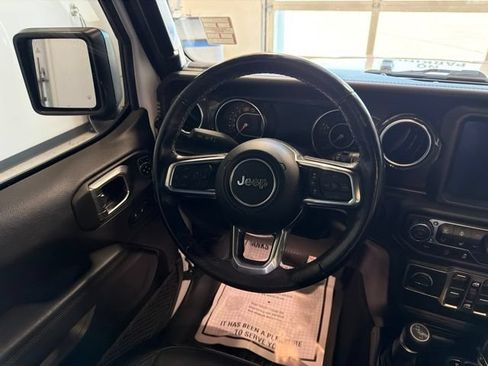 Used 2021 Jeep Wrangler Unlimited Sahara AWD/4WD image 32