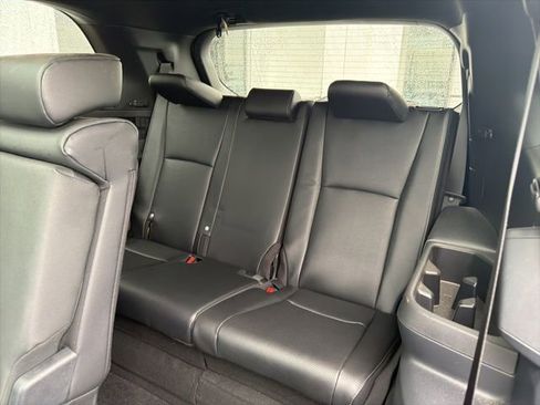 Used 2025 Toyota Grand Highlander AWD Hybrid image 29