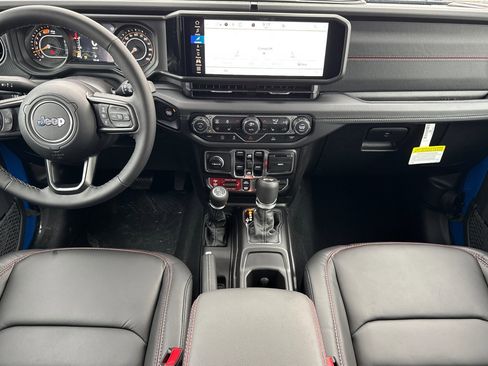 New 2026 Jeep Wrangler Unlimited Rubicon image 12