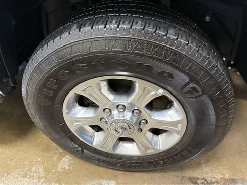 Used 2024 RAM 2500 Big Horn w/ Bed Utility Group image 9