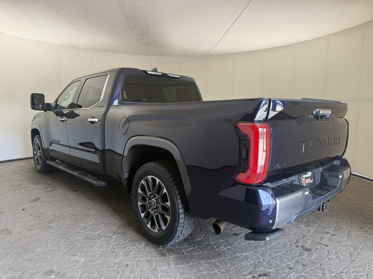 Used 2023 Toyota Tundra Limited AWD/4WD image 6