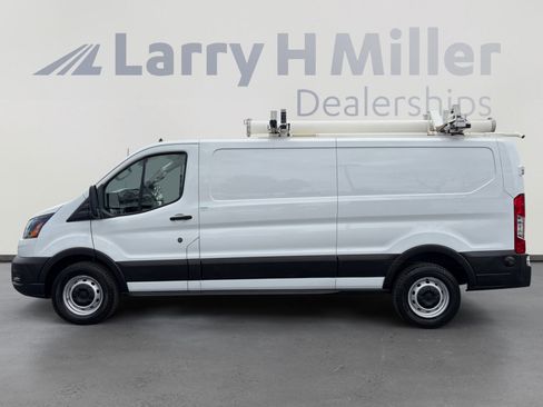 Used 2020 Ford Transit 250 Low Roof RWD image 2