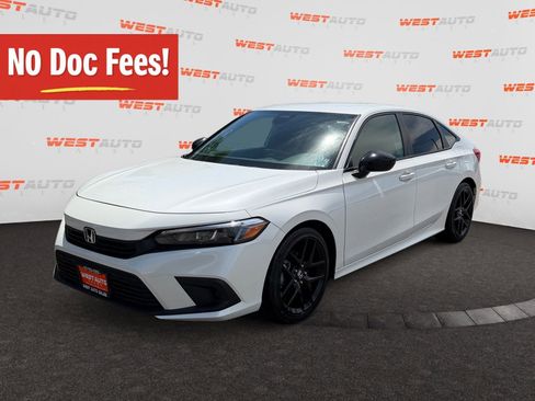 Used 2024 Honda Civic Sport image 1