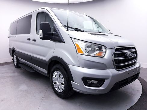Used 2020 Ford Transit 150 XLT image 8