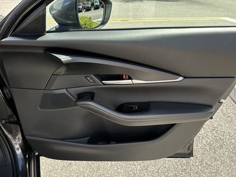 Certified 2025 MAZDA CX-30 AWD 2.5 S w/ Preferred Package image 44