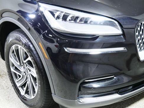 Used 2023 Lincoln Aviator AWD image 16