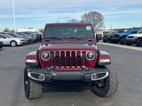 Used 2021 Jeep Gladiator Sport image 8